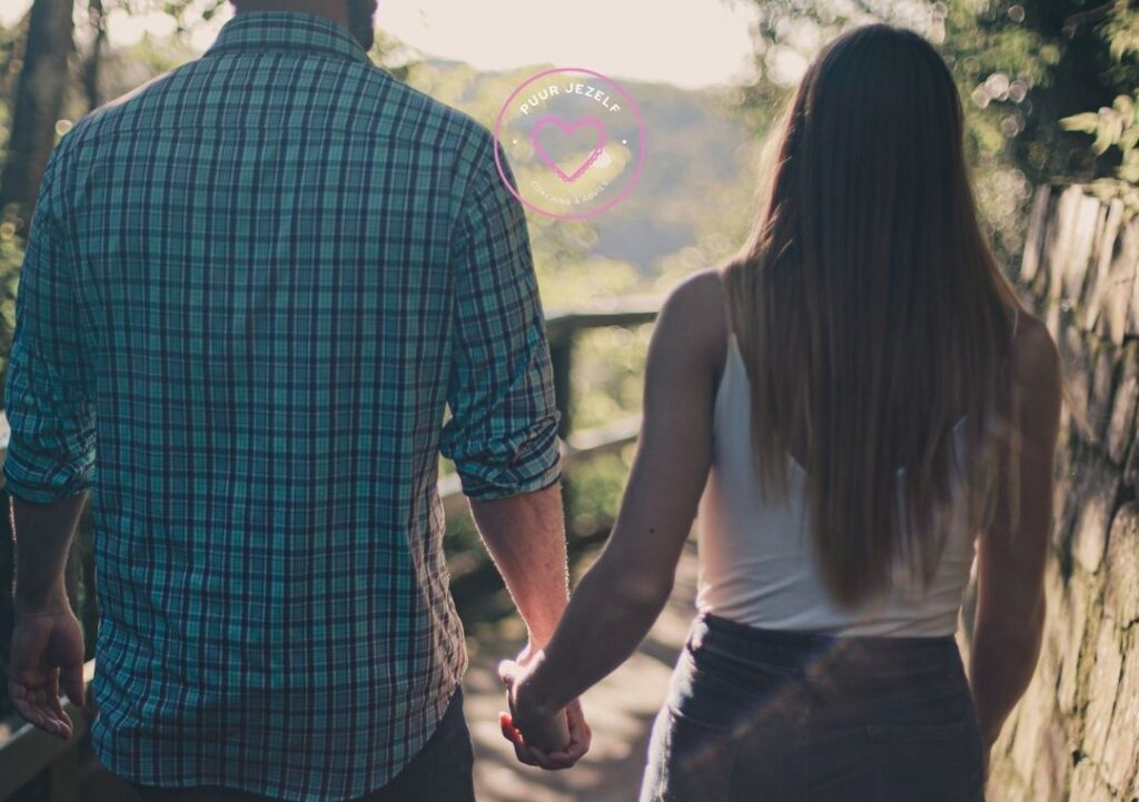 Waarom je steeds beland in relaties die je niet gelukkig maken