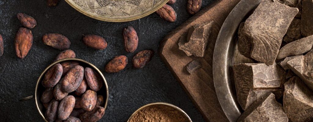 top-view-chocolate-with-cocoa-beans-powder